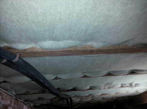 Underfloor-insulation-stapled-not-strapped-ecoMaster
